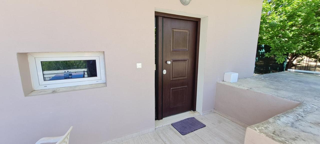 דירות ניקיאנה Gerys House מראה חיצוני תמונה