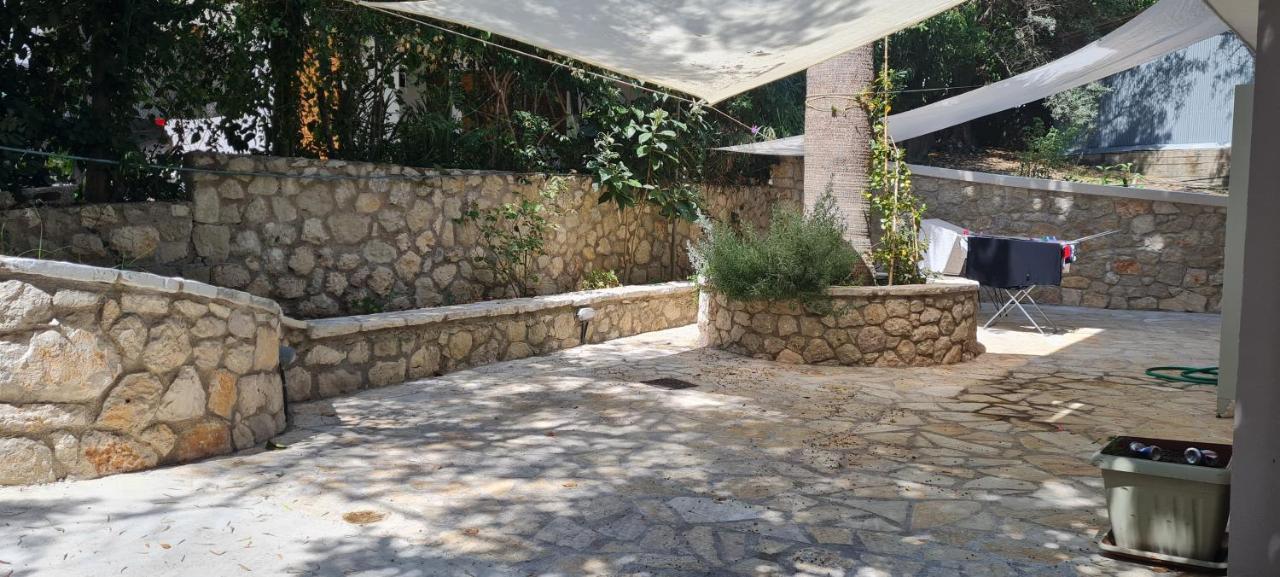 דירות ניקיאנה Gerys House מראה חיצוני תמונה