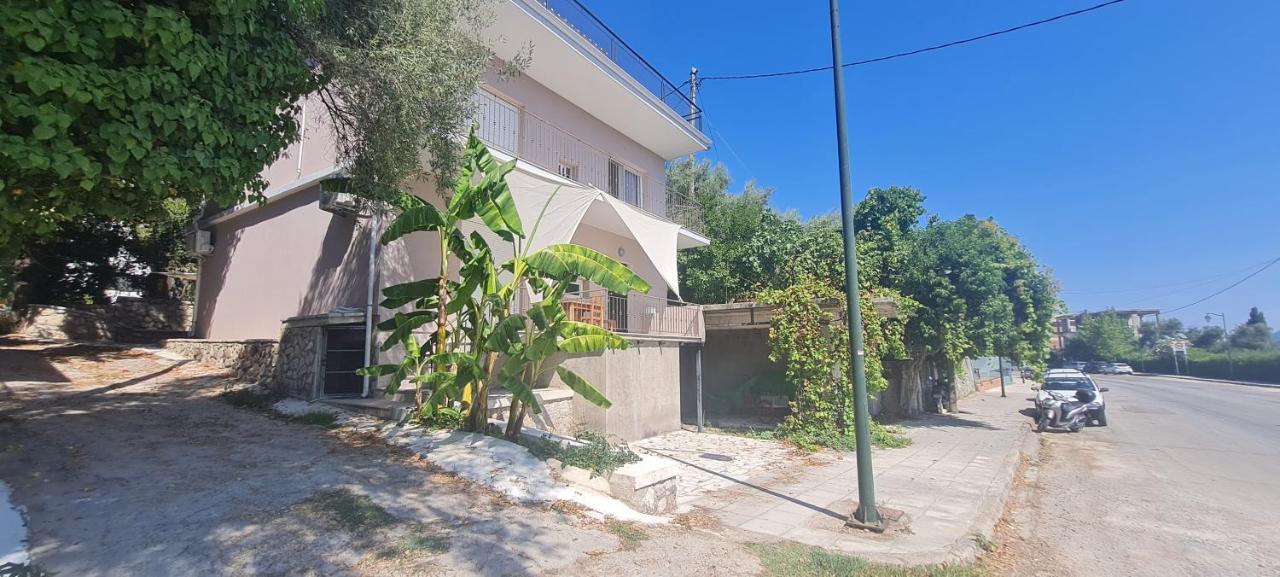 דירות ניקיאנה Gerys House מראה חיצוני תמונה